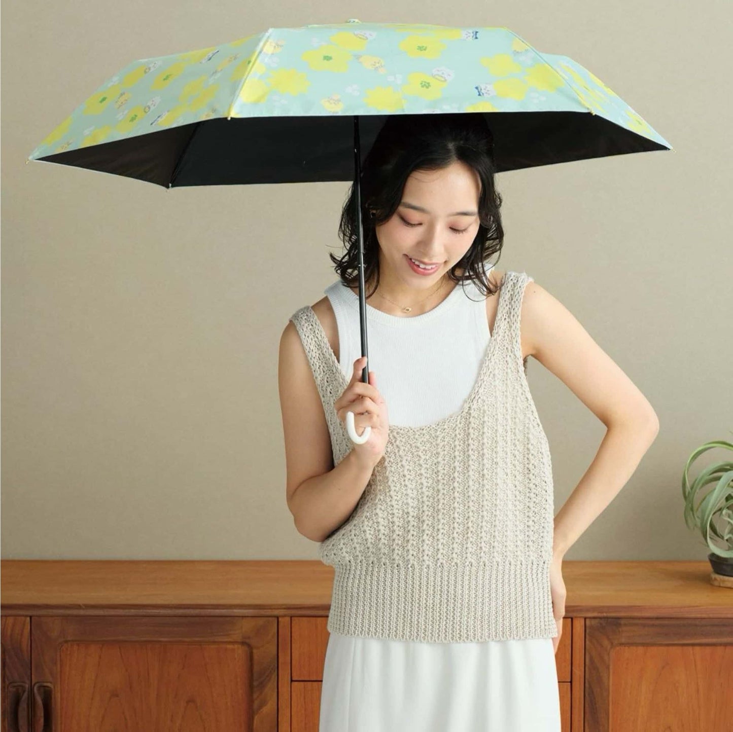 Chiikawa × Wpc. Blackout Shading umbrella. Flower crown sleepy yellow