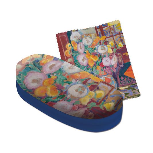Bekking & Blitz glasses case with microfibre cloth. interior